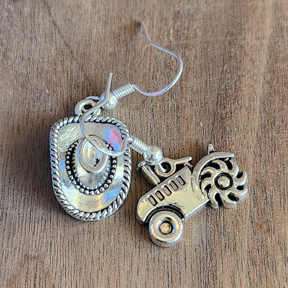 Western Mismatched Cowboy Hat and Tractor Silver Tone Dangle Earrings NEW - Picture 7 of 7
